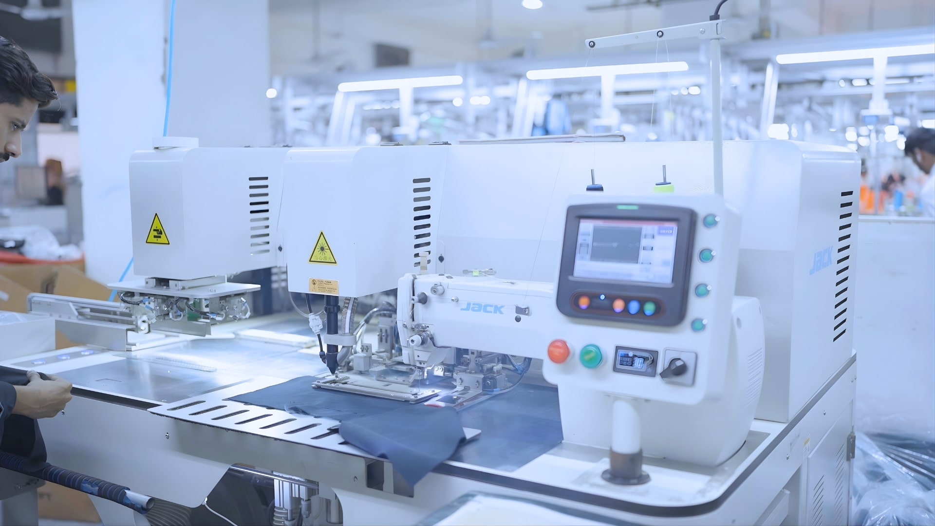 knitwear-our-process-07